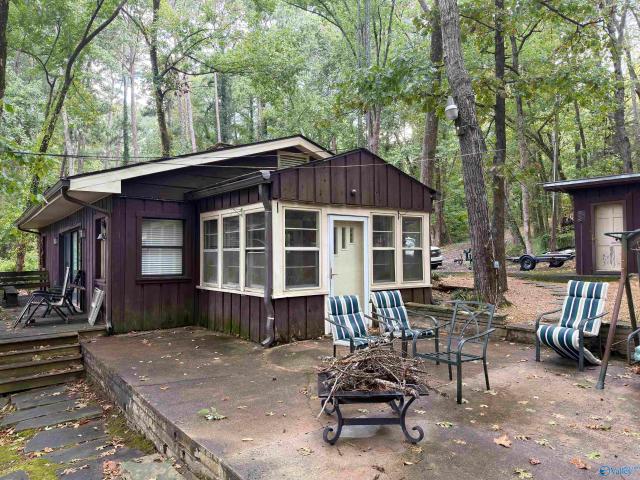 860 Pine Island Circle