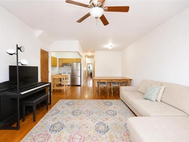 8614 Bay 16th Street
