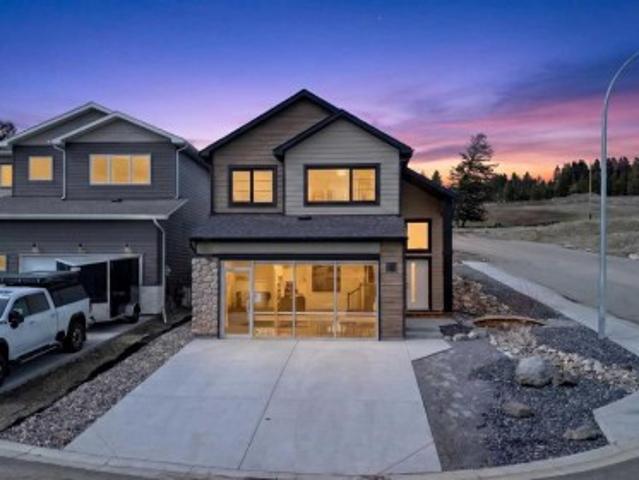 8619 25 Avenue, Coleman, AB, T0K 0M0 house for sale | Listing ID A2351 | Royal LePage