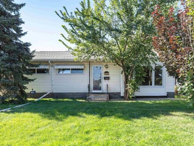 8610 Street Nw, Edmonton, AB, T5R 2A5 house for sale | Listing ID E4509 | Royal LePage