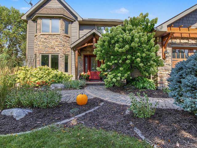 8610 Valley View Court