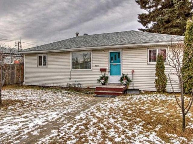 8611 47 Avenue Nw, Calgary, AB, T3B 2A1 house for sale | Listing ID A2355 | Royal LePage