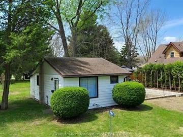 8611 8 Furnival Road, Port Glasgow, ON, N0L 2C0 house for sale | Listing ID 26007 | Royal LePage