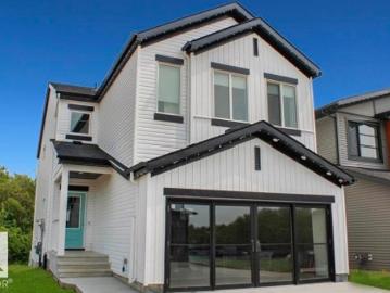 8612 Avenue, Edmonton, AB, T5Z 0X5 house for sale | Listing ID E4475 | Royal LePage