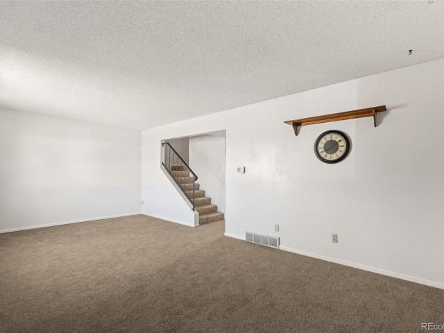 8613 Santa Fe Drive