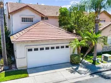 861 SHADE TREE WAY, CORONA, CA 92878
