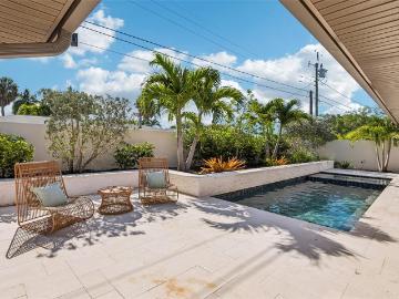 861 Rafael Blvd NE, St. Petersburg, FL 33704 | MLS #TB8501
