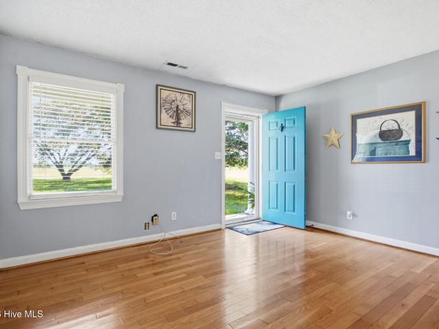 861 Tulls Creek Road