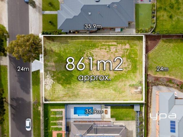 861m² of Opportunity in Prestigious Jacksons Hill