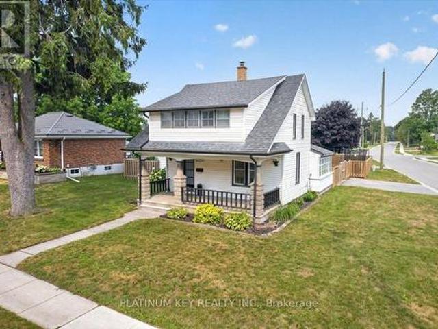 8624 Glendon Drive, Strathroy Caradoc Mount Brydges, ON, N0L 1W0 house for sale | Listing ID X13624 | Royal LePage