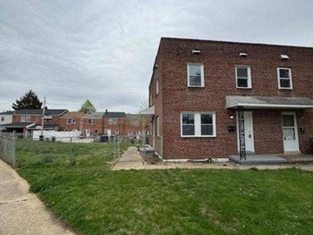 8623 Chestnut Oak Rd, Parkville, MD 21234