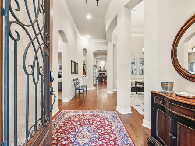 8623 Crescent Spur Drive