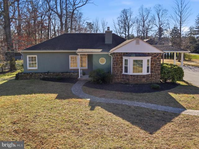 862 Central Ave, Hammonton, NJ 08037 | MLS #NJAC2022