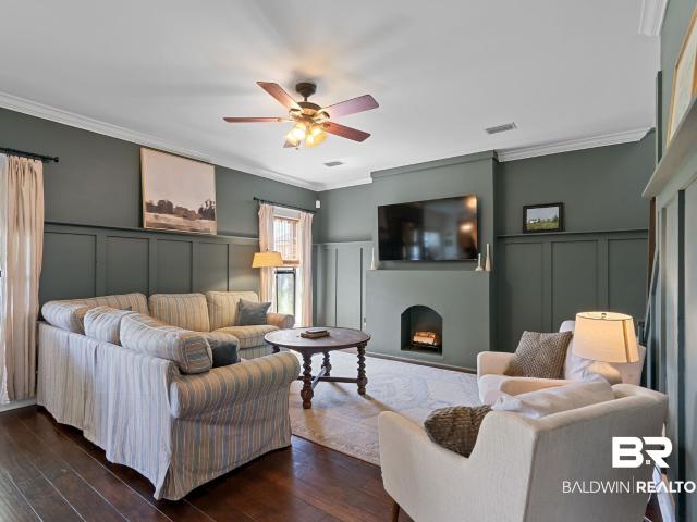 8635 Rosedown Lane