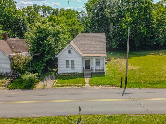 863 E Main Street