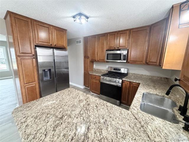 8644 Lillian Drive