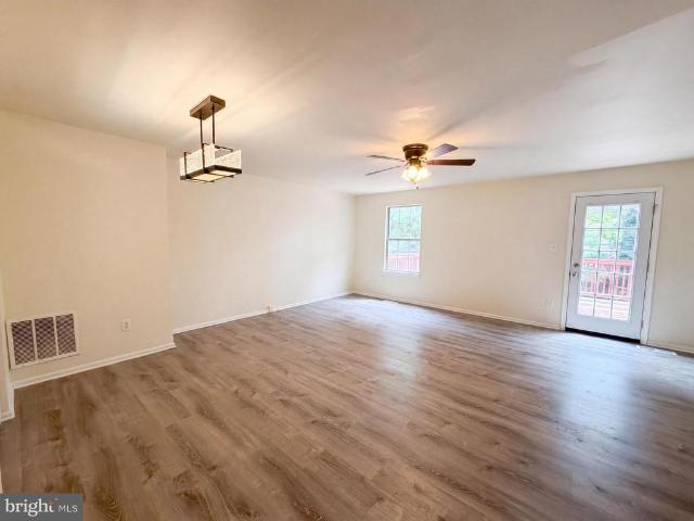 8641 Centerton Lane