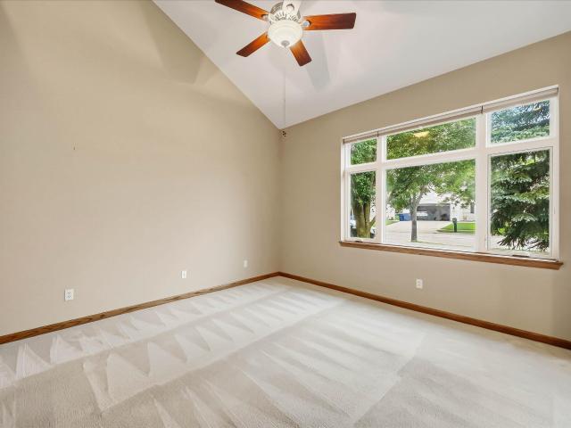 864 Ashley Ave