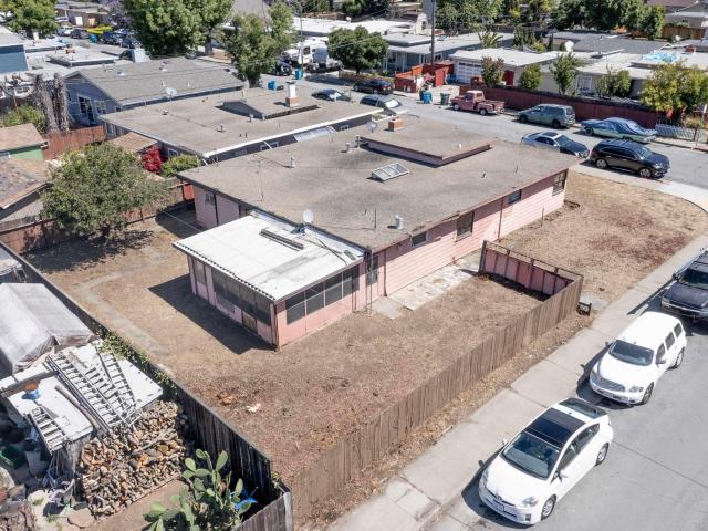 864 Kathryne Ave