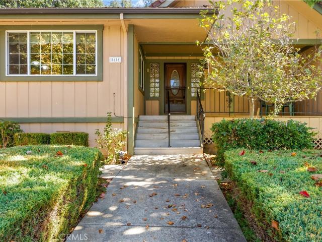 8656 Paradise Valley Boulevard