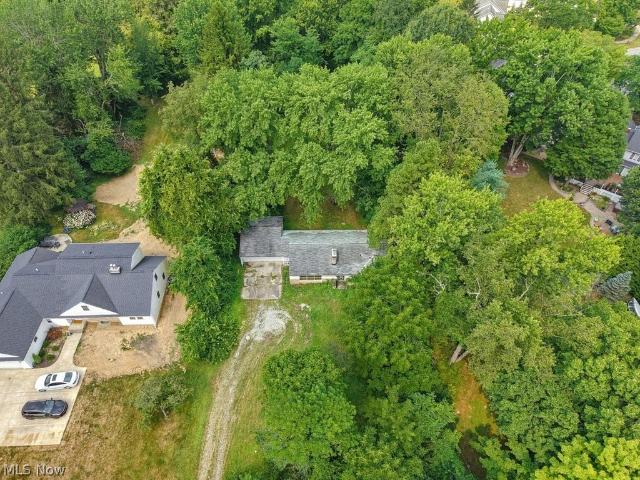 8658 Riverview Road