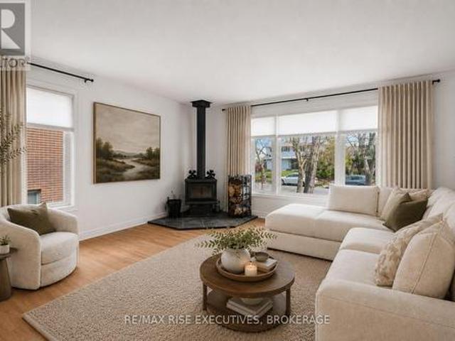 865 Danbury Road, Kingston South Of Taylor Kidd Blvd, ON, K7M 6G7 house for sale | Listing ID X13090 | Royal LePage
