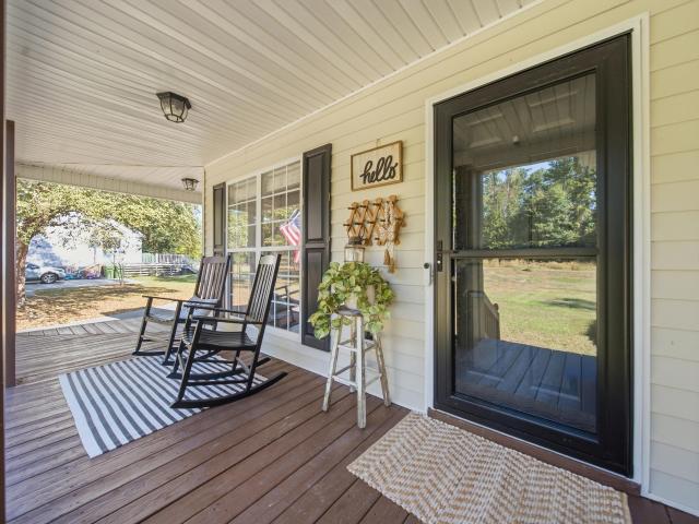 865 Hermitage Pond Road