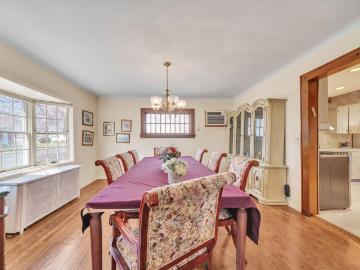 865 Livingston Rd