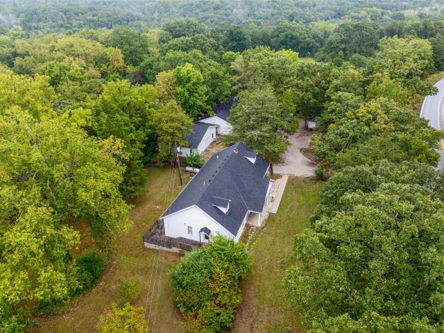 8669 Historic Highway 165
