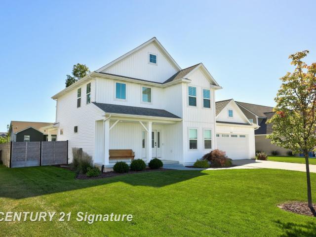 8660 Foxtail Trail