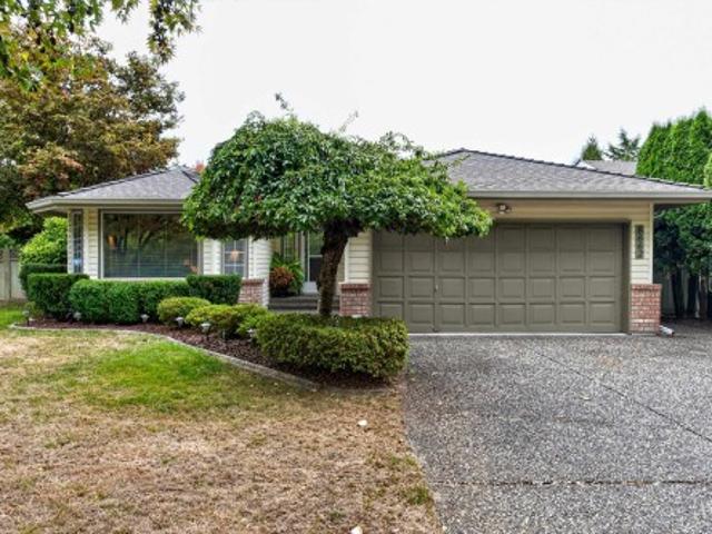8662 Street, Surrey, BC, V4N 1B1 house for sale | Listing ID R3169 | Royal LePage