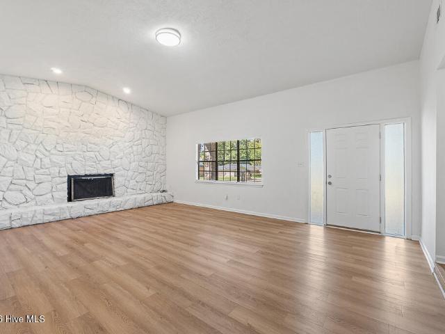 866 Brookfield Parkway