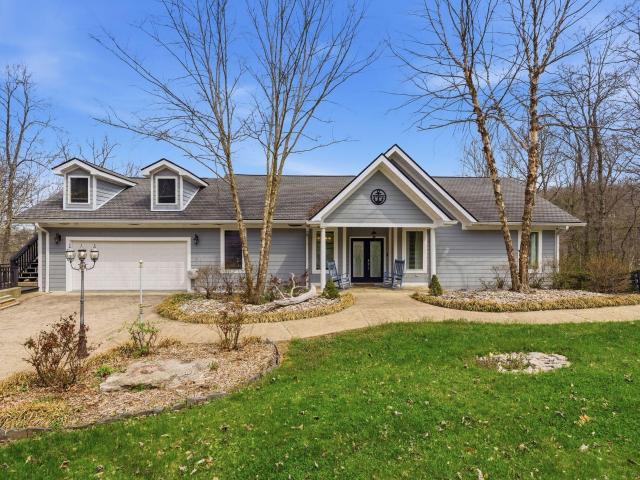 866 Donmar Drive