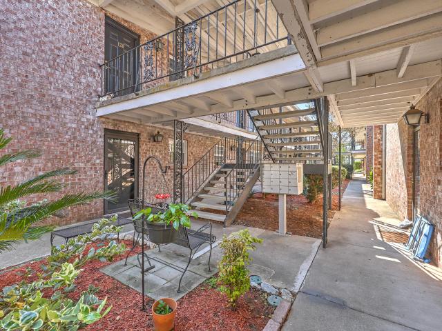 867 Colony Drive F96