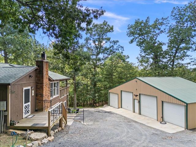 867 blackberry ln