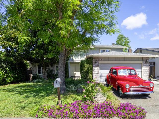 868 Holly Ave, Rohnert Park, CA 94928 | MLS #326028