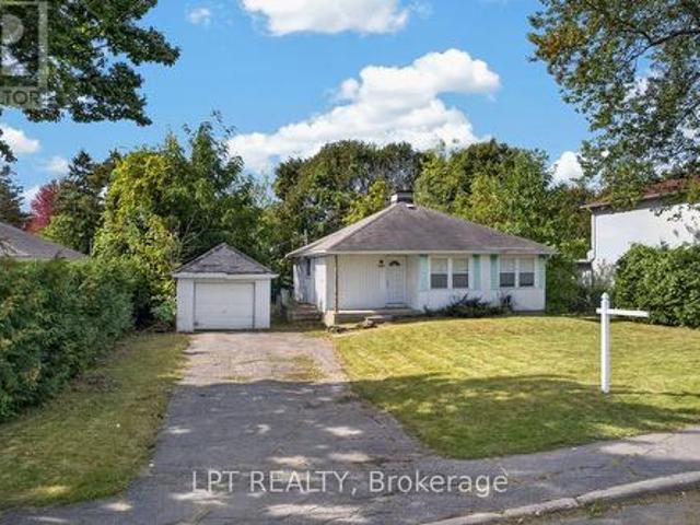 868 Mountainview Avenue, Ottawa, ON, K2B 5G2 house for sale | Listing ID X13814 | Royal LePage