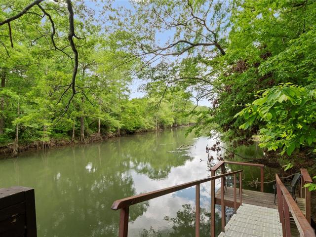 868 Red Fox Road