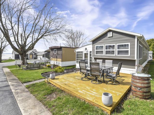 8696 E Bayshore Road # Unit 2