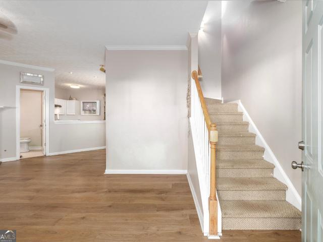 869 Glynn Oaks Drive