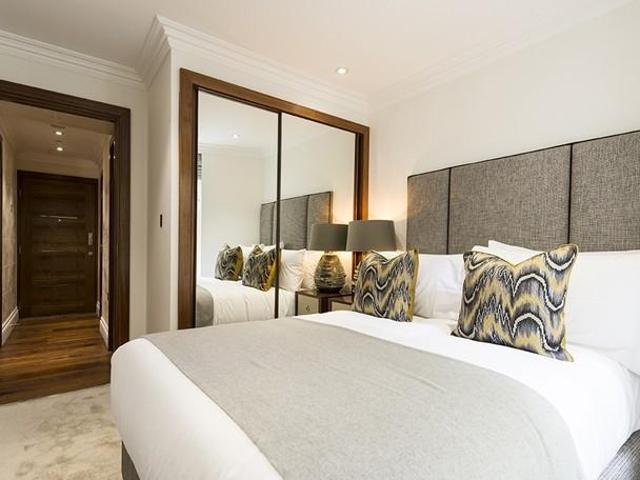 86 92 Kensington Gardens Square. 1 bed apartment to rent £3,250 pcm £750 pw