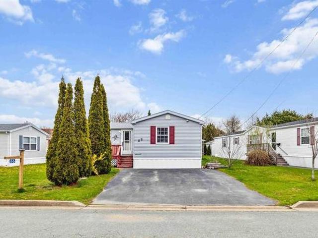 86 Thomson Drive, Bridgewater, NS, B4V 3X5 house for sale | Listing ID 202612 | Royal LePage
