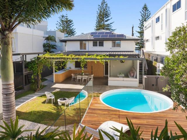 86 The Esplanade, Paradise Point, QLD 4216