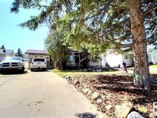 86 Circlewood Drive, Sherwood Park, AB, T8A 0K7 house for sa.