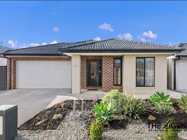 86 Clifton Circuit, Tarneit VIC 3029 AUS