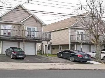 House for sale in Colchester - Deck, Parking