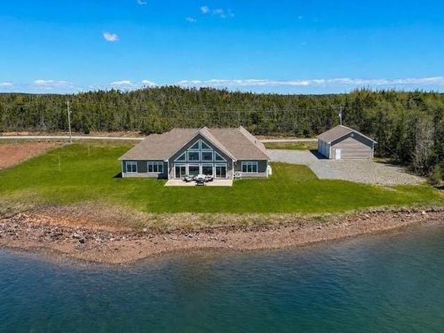 86 Freddies Lane, Louisdale, NS, B0E 1V0 house for sale | Listing ID 202612 | Royal LePage
