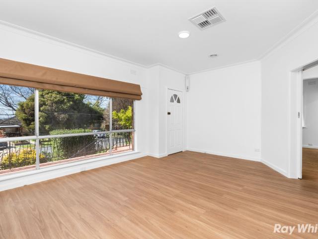 86 Grove Street Kooringal, NSW 2650