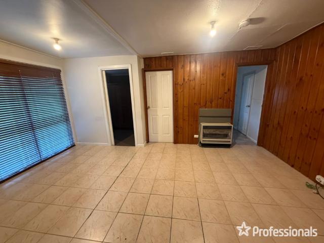 86 Leonard AvenueSt Albans VIC 3021, Australia