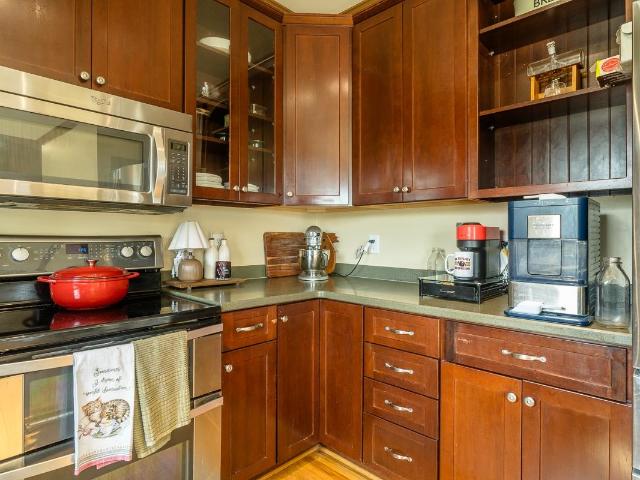 86 meadow glen dr